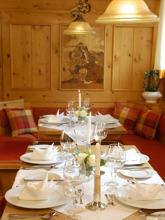 Landgasthof Und Hotel Weisser Lowe Eckental Dış mekan fotoğraf