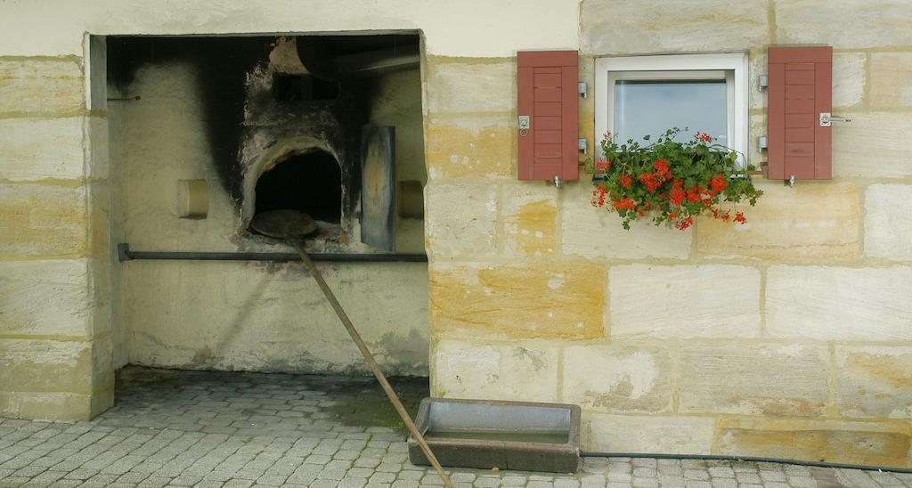 Landgasthof Und Hotel Weisser Lowe Eckental Dış mekan fotoğraf