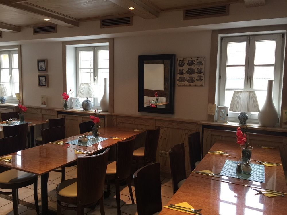 Landgasthof Und Hotel Weisser Lowe Eckental Dış mekan fotoğraf