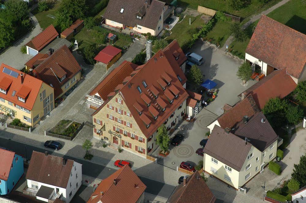 Landgasthof Und Hotel Weisser Lowe Eckental Dış mekan fotoğraf